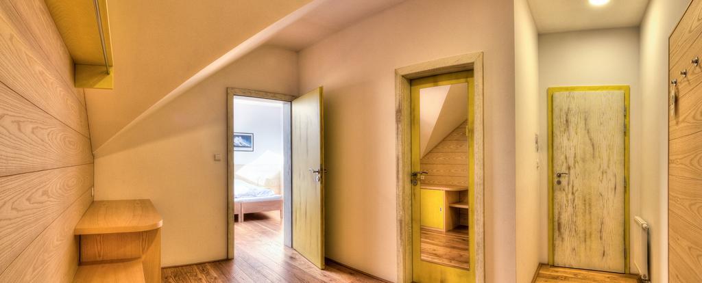 ホテル Statek Samsara ブランスコ 部屋 写真