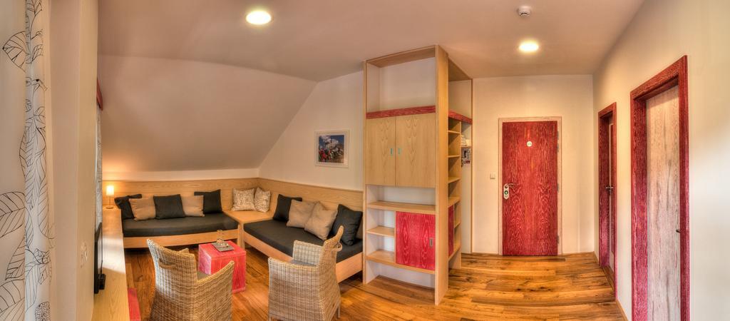 ホテル Statek Samsara ブランスコ 部屋 写真